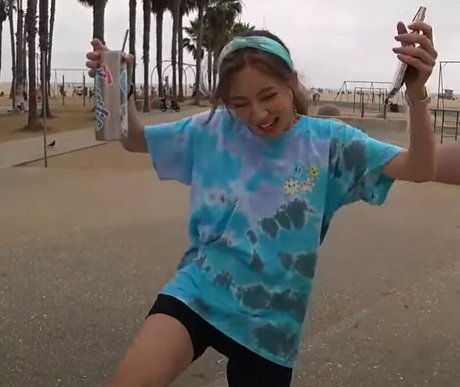 Fuslie model hot img