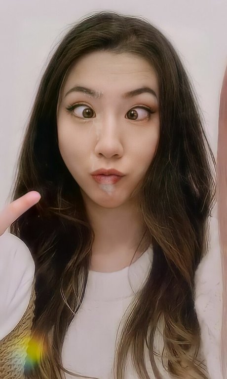 Fuslie erotic star gallery