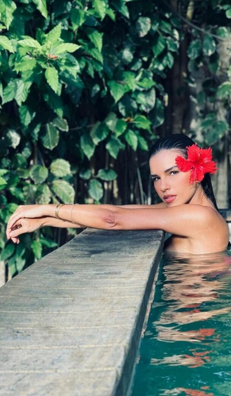 Mariana Rios top pornstar photos