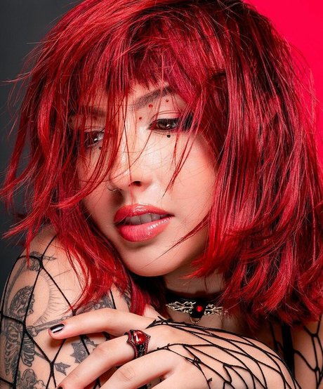 vana nz adult star img