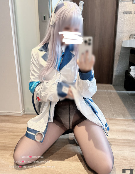 Rizunya pornstar nudes photos