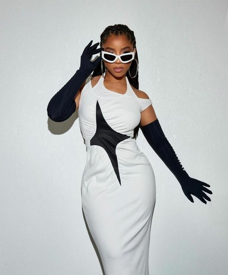 Chloe Bailey perfect model photo