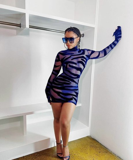 gorgeous milf onlyfans sexy photos