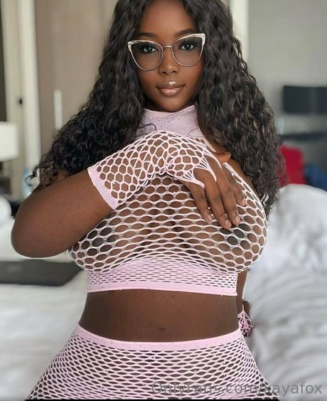 KayaFox porn star pic