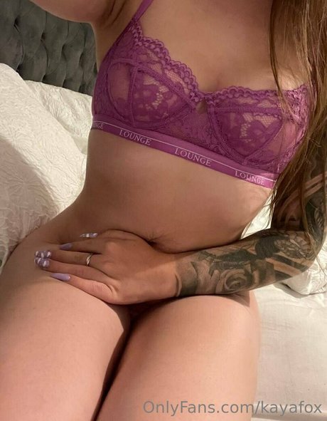 KayaFox star beautiful archive