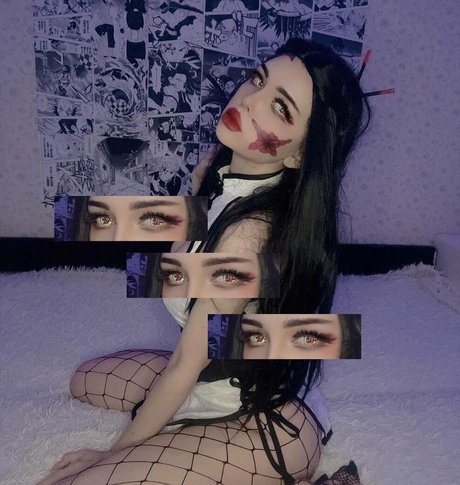 Lyraleiq pornstar images