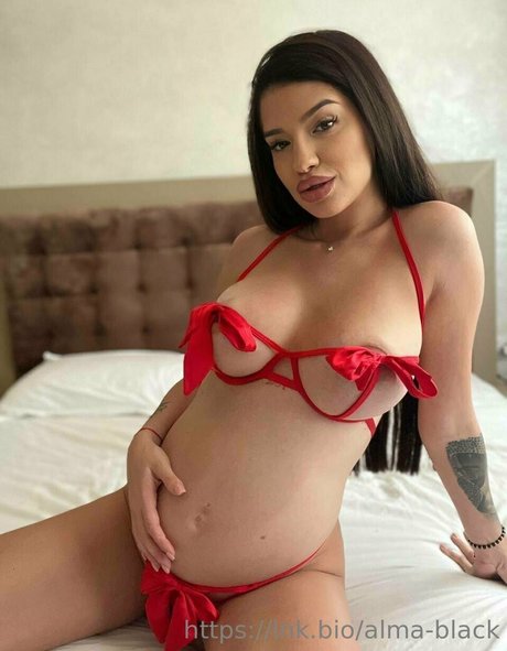 almablack model erotic galleries