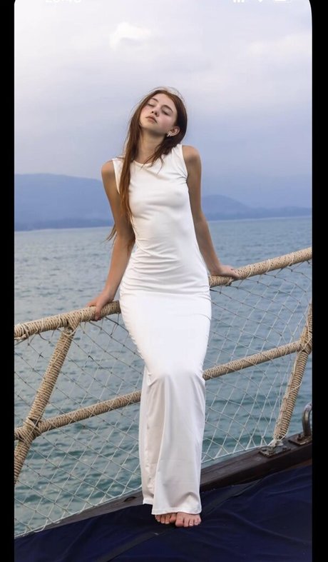 Sicily Rose hd star photo