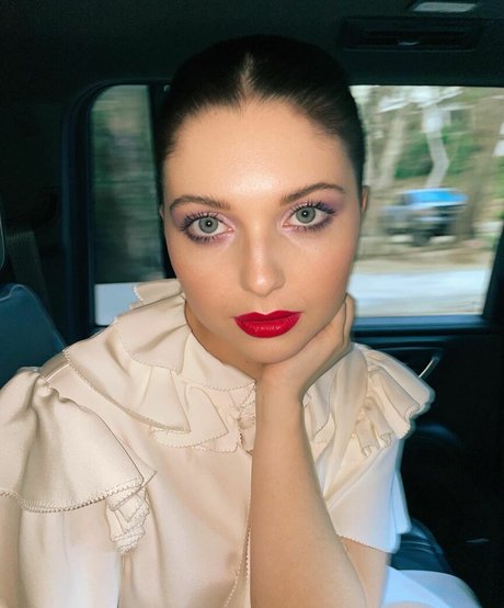 Sammi Hanratty high quality actress img