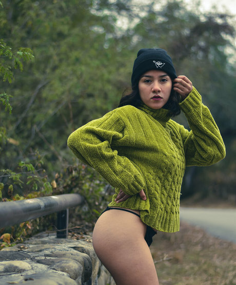 Yazmin Cabrera hot pornstar img