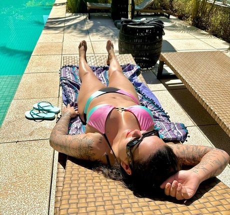 Lett Pereira model high quality pics