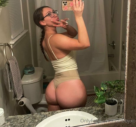 vallbbyxo sexy pornstar photos