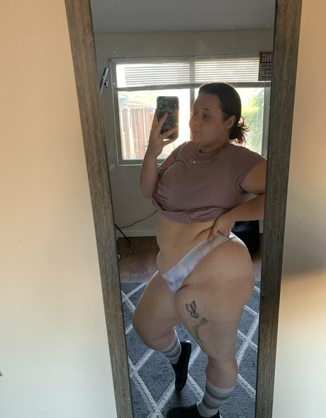 JuicymommaT model art archive