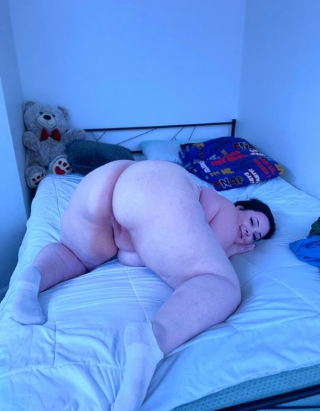 JuicymommaT pornstar top images