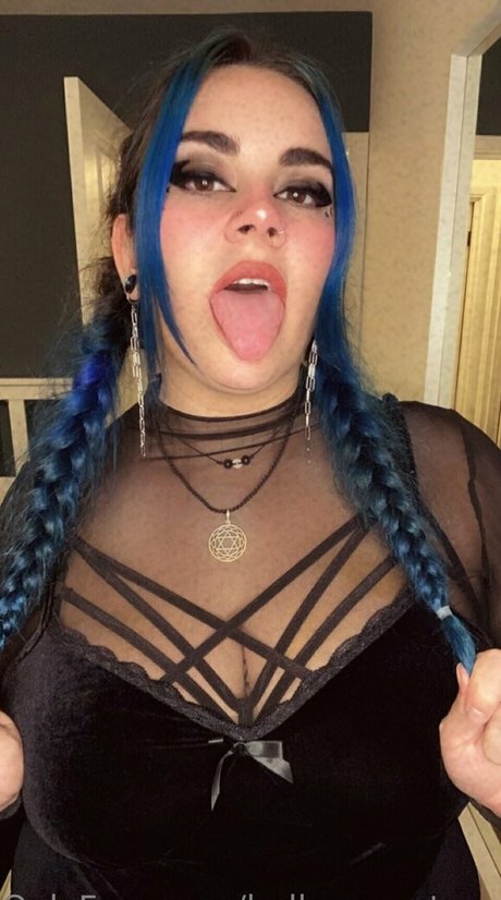 bella monstera erotic actress picture