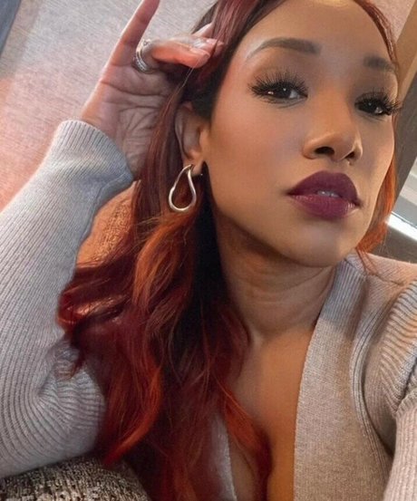 Candice Patton pornstar exclusive photos