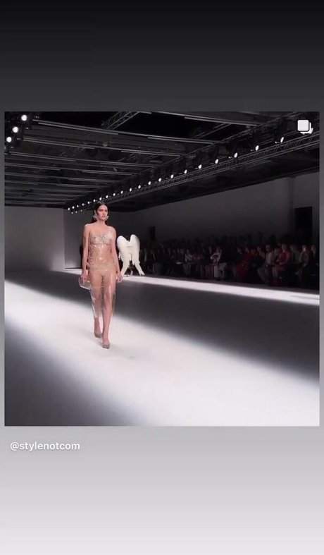 Amelia Gray Hamlin pornstar photo