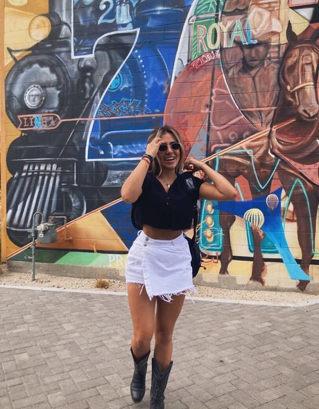 xxninisv perfect model image