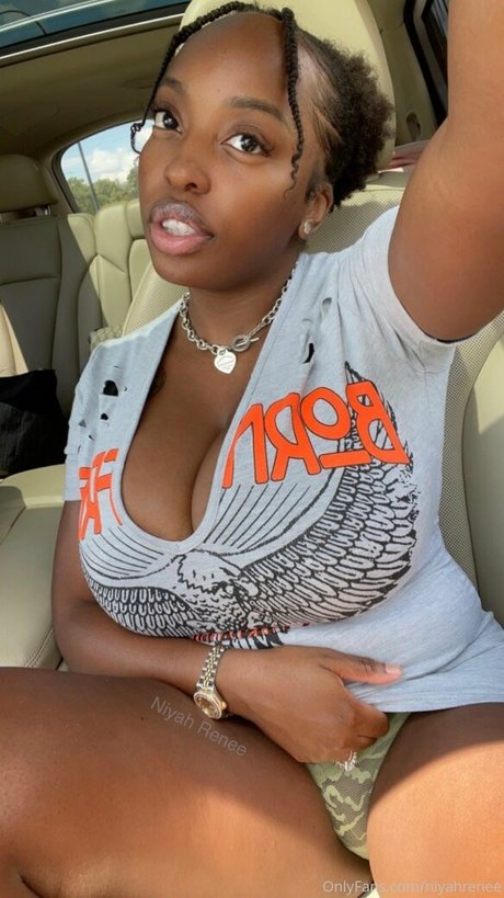 niyahrenee model sex galleries