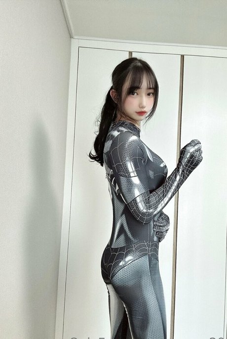 ayoung20 model art picture