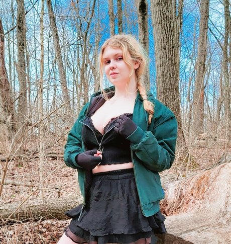 lyrictiana pornstar top photos