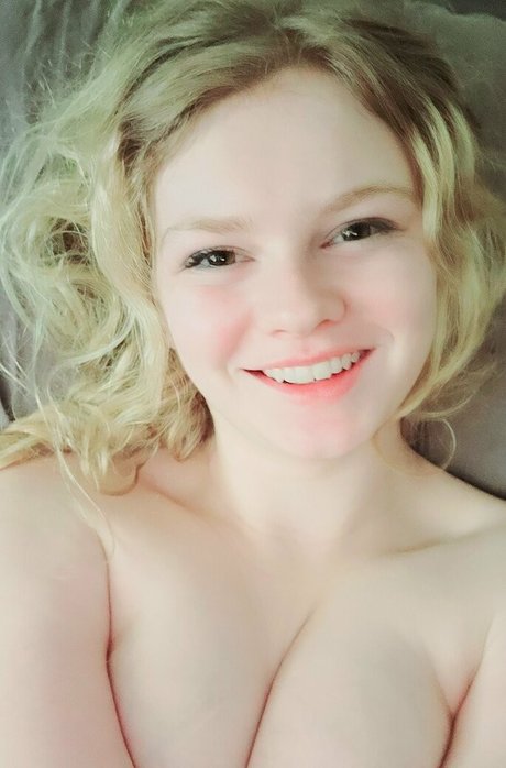 lyrictiana porn actress picture