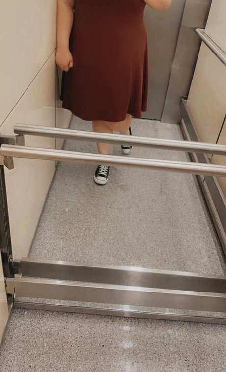 misscharliestoybox beautiful actress images