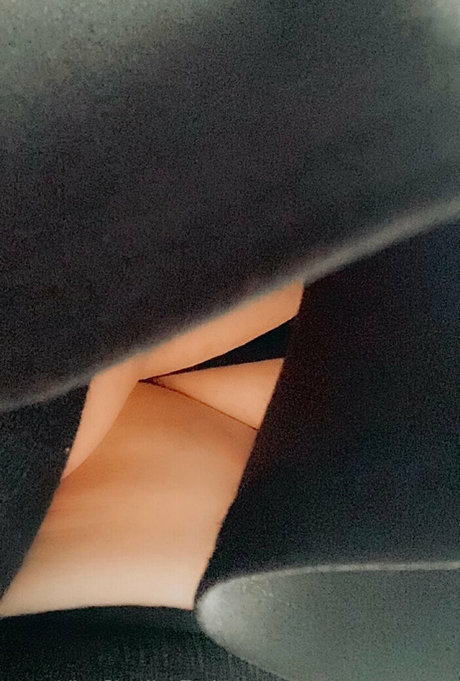 misscharliestoybox art actress galleries