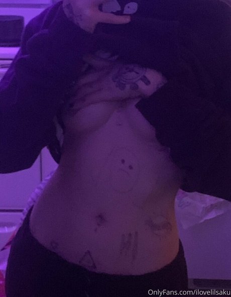 ilovelilsaku adult actress img