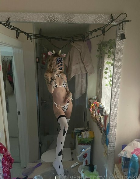 ilovelilsaku star naked photos