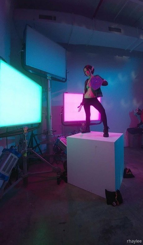 pixiefyre model nice pic