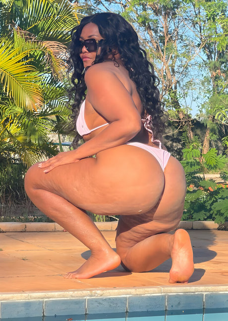 Gaby Amarantos erotic star pictures