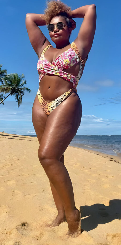 Gaby Amarantos beautiful model photos