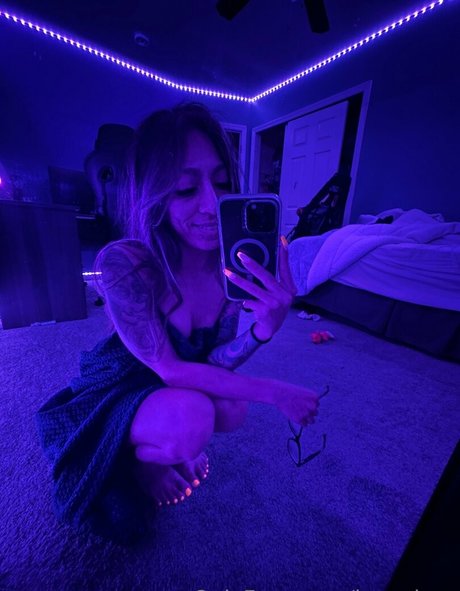 lunaslays model beautiful picture