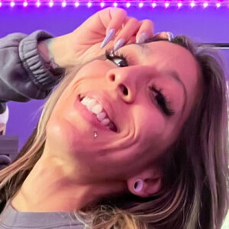 lunaslays model hd photo