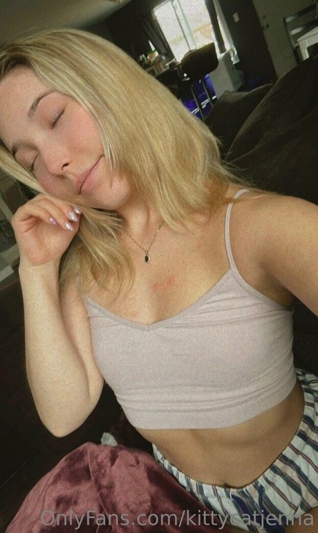 kittycatjenna model sex archive