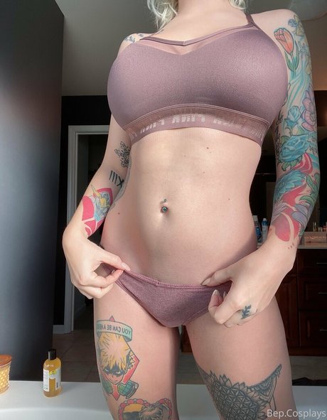 Bepcosplays erotic actress photo