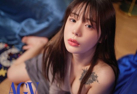 Wuyo99 pornstar nudes archive