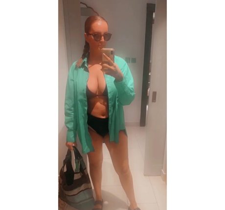 Melanie M star perfect images