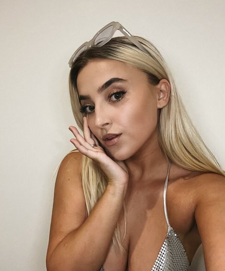 Lavender Baj free actress archive