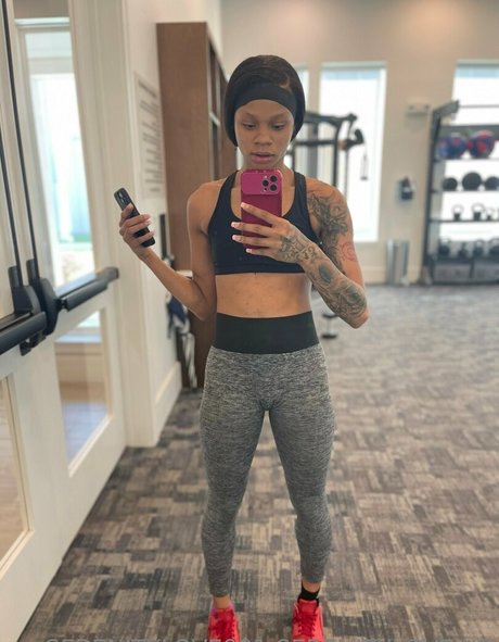 petite brunette onlyfans erotic pic