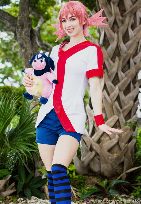 MorganLeFoy star nude photo