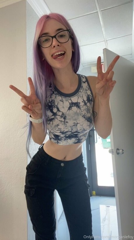 MorganLeFoy naked star picture