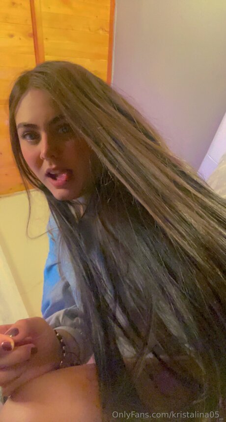 kristalina05 model top image