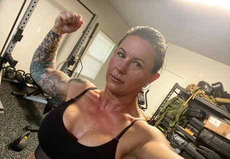 Butterface exclusive pornstar galleries