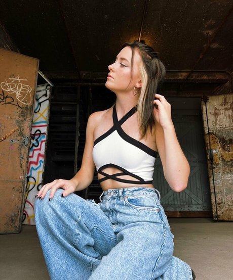 Audra Miller star sexy gallery