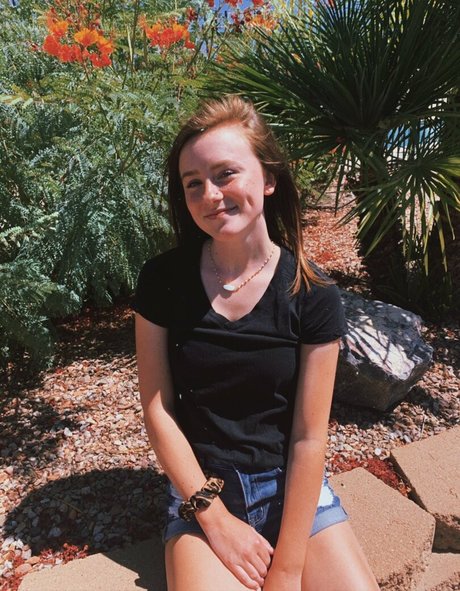 Audra Miller sexy actress galleries