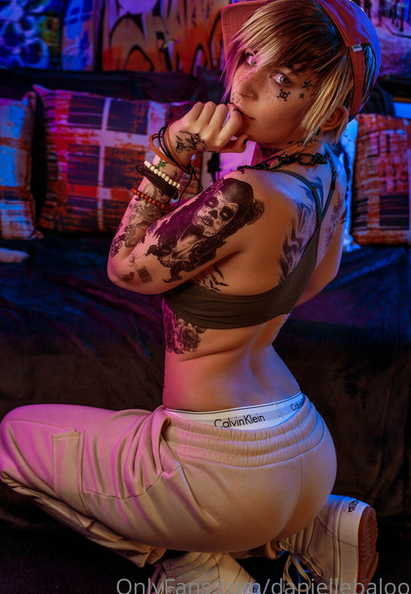 daniellebaloo xxx model photos