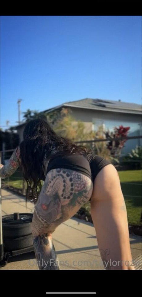 Taylor Roze model porn gallery