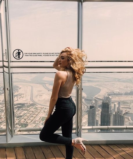 Peyton List pornstar hot image